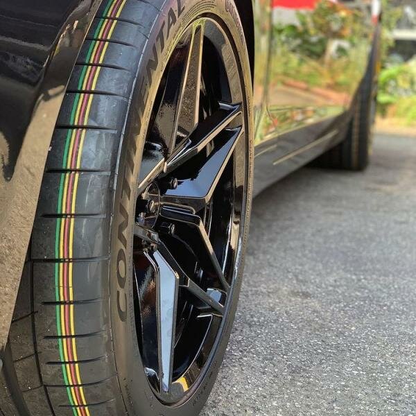 تركيب وتصليح الإطارات إطارات القارية الثقبة ، الخبر، صورة