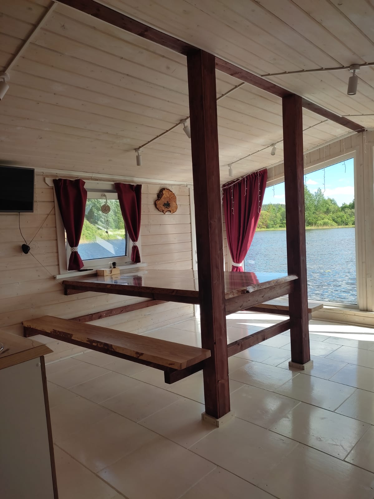 Фото Плав дом Ласточкин