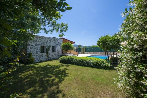 Гостиница Eroglu Villas в Фетхие