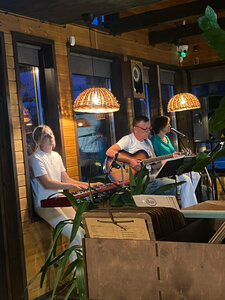 Gryl-bar 1323 (Lida, Zamkavaja Street, 9) ، حانة، بار