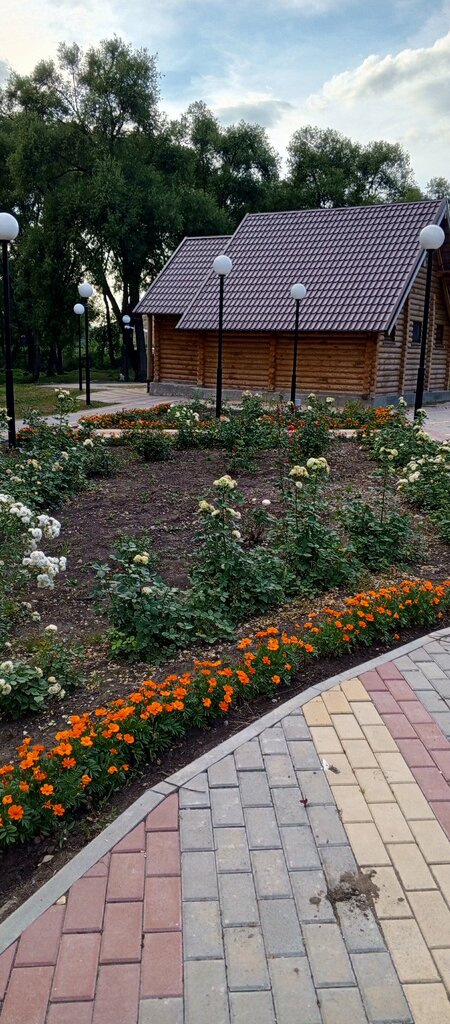 منتزه парк семейного отдыха Иванов сад ، مقاطعة ليبيتسك، صورة