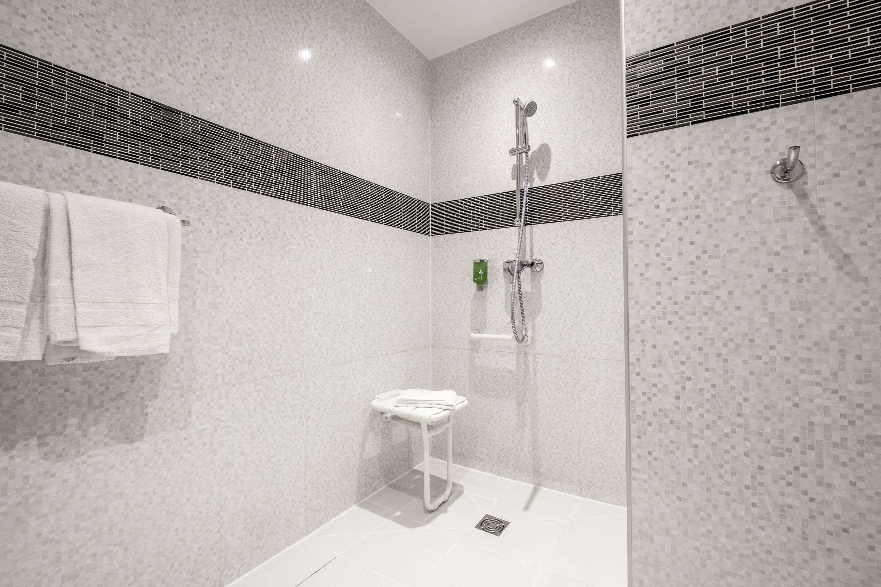 Фото Comfort Hotel Champigny Sur Marne