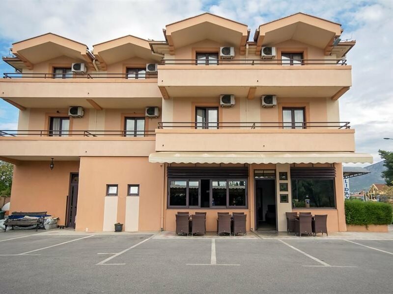 Фото Hotel Holiday