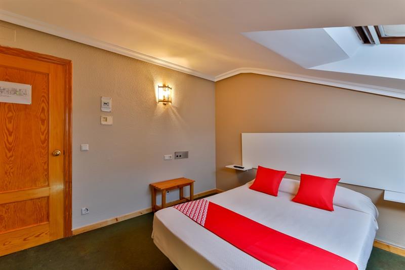 Фото Hostería El Bodegón De Gredos