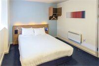 Фото Redwings Lodge Wolverhampton