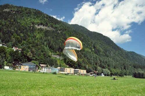 Внешний вид отеля EduCARE Hotel в Филлахе, фото 2