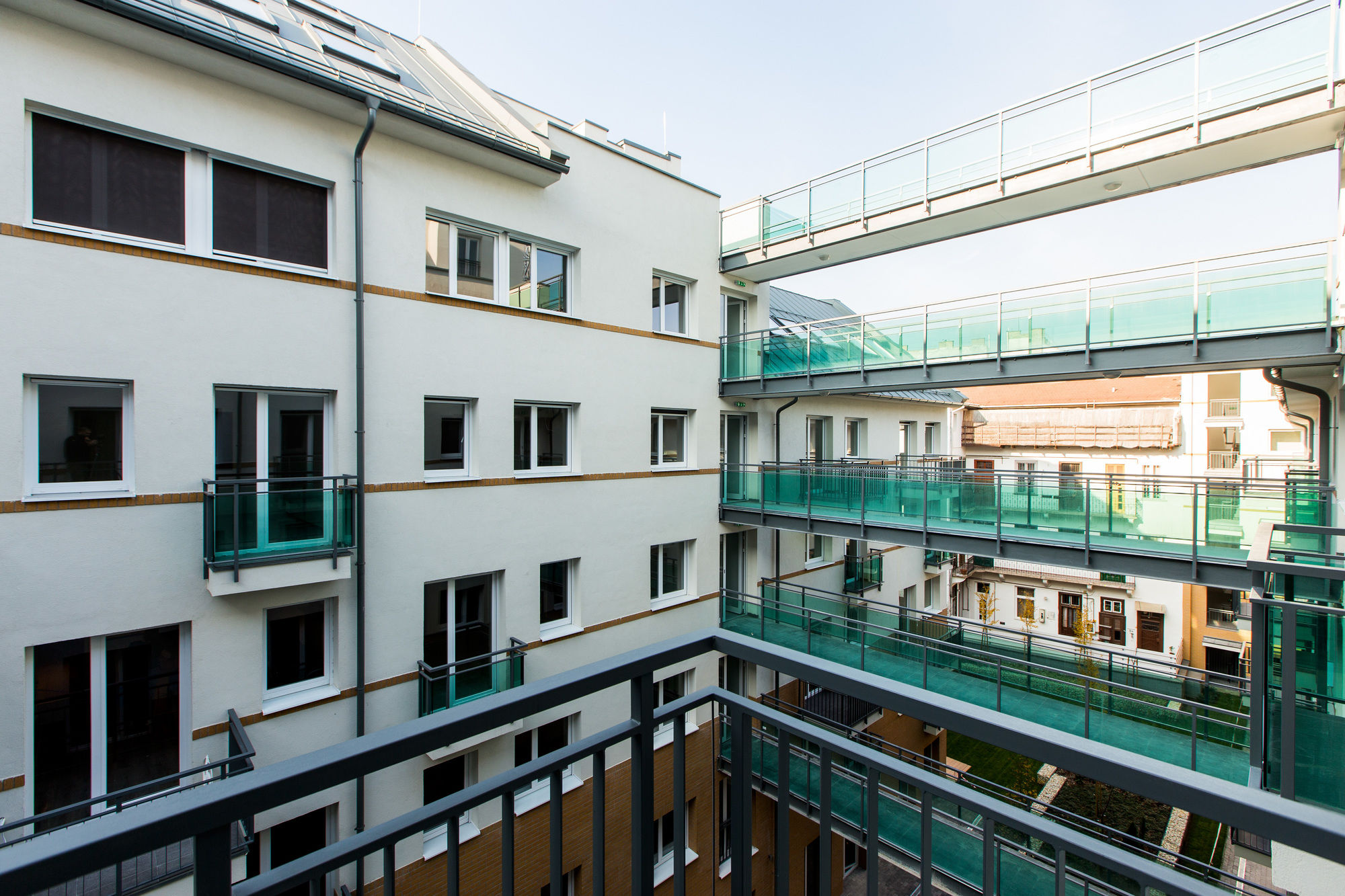 Фото Vagabond Corvin