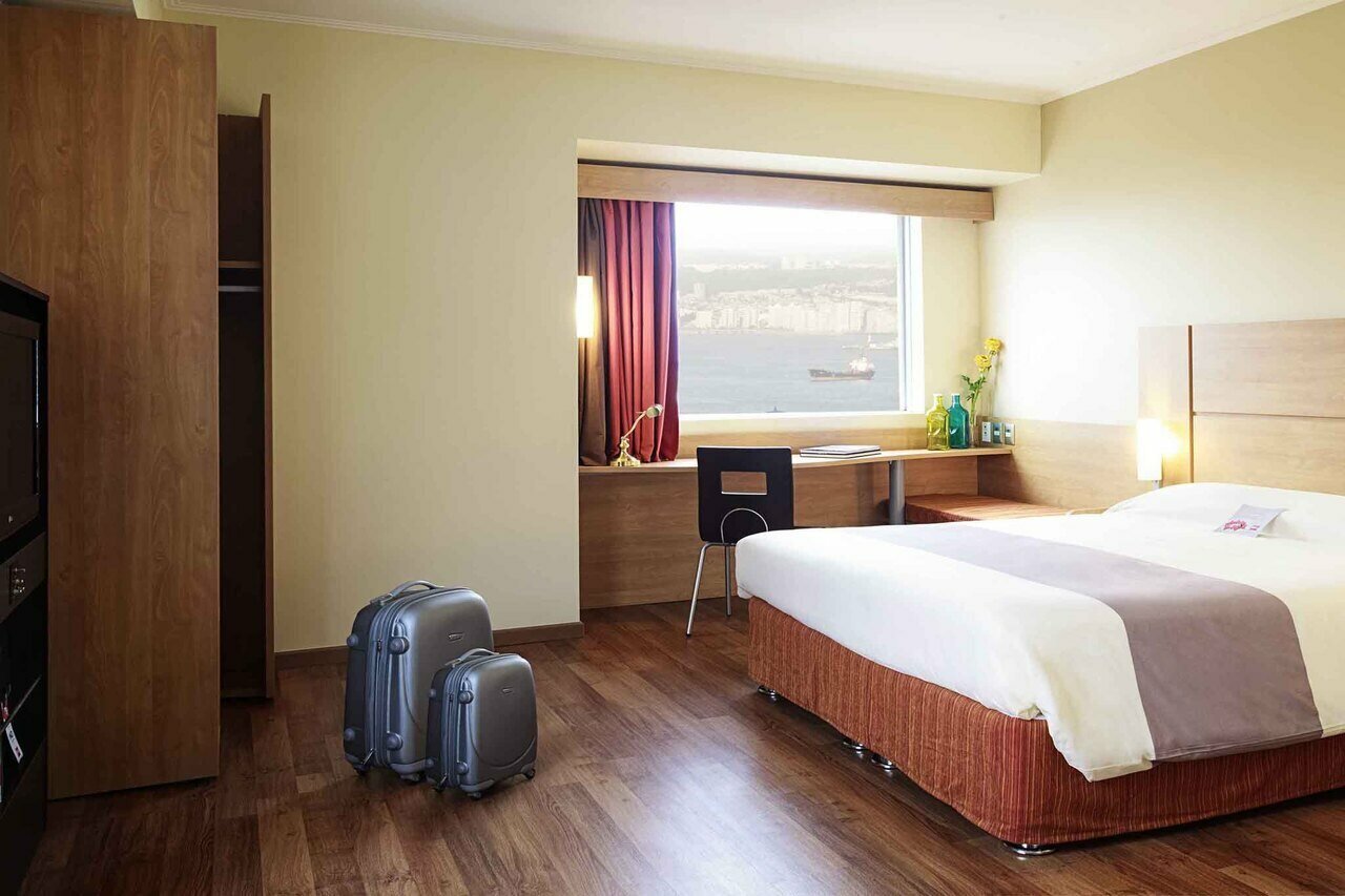 Фото Ibis Valparaiso