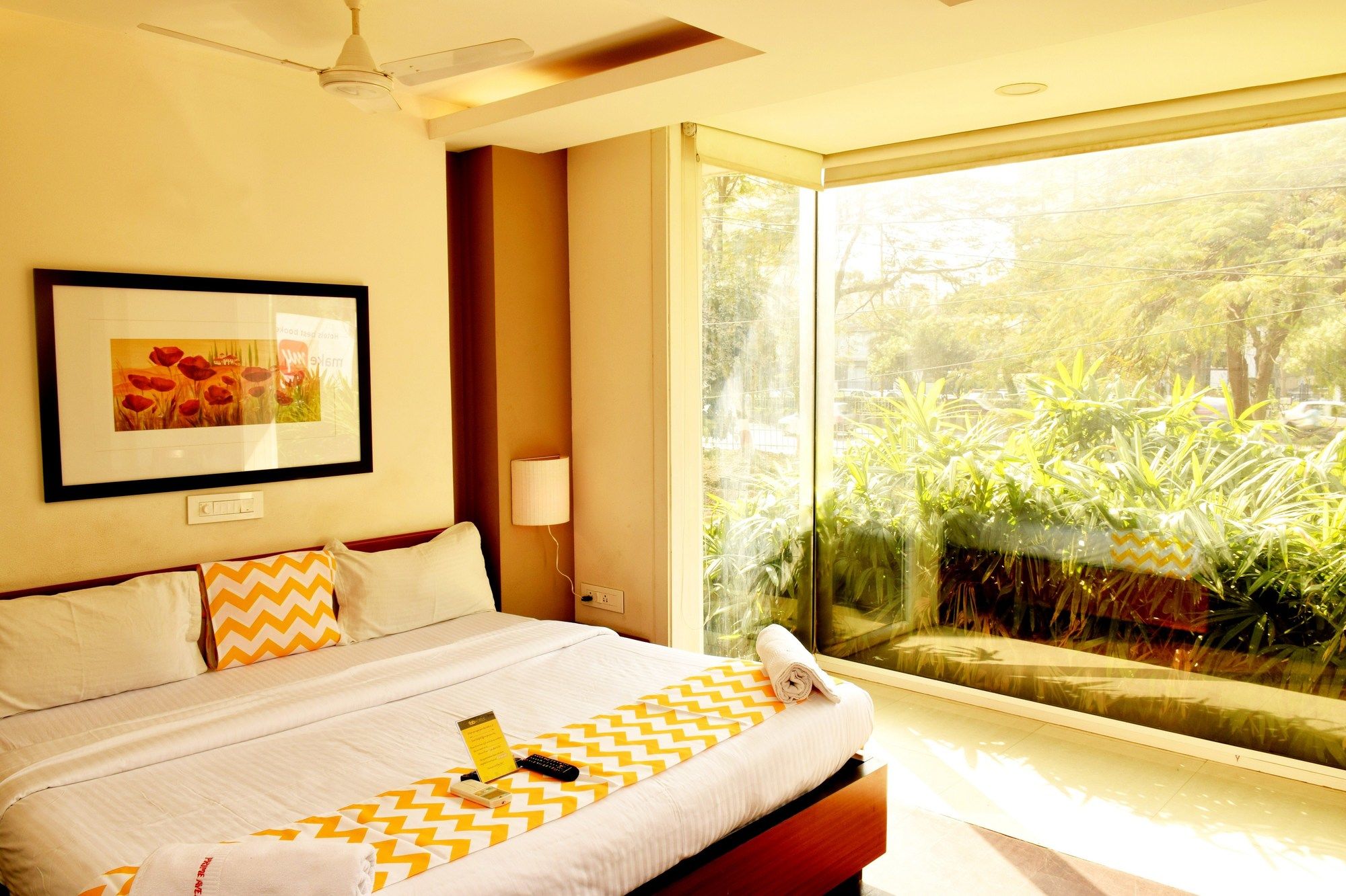 Фото Fabhotel Prime Avenue