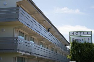 Гостиница Hôtel Restaurant Campanile Dole