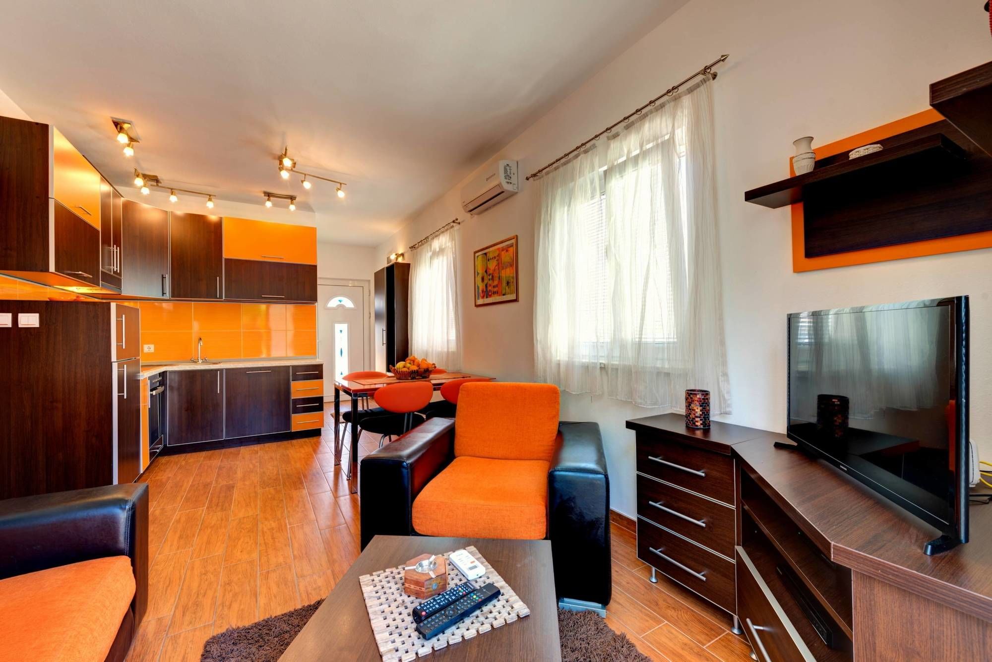 Фото Апартаменты 42' North