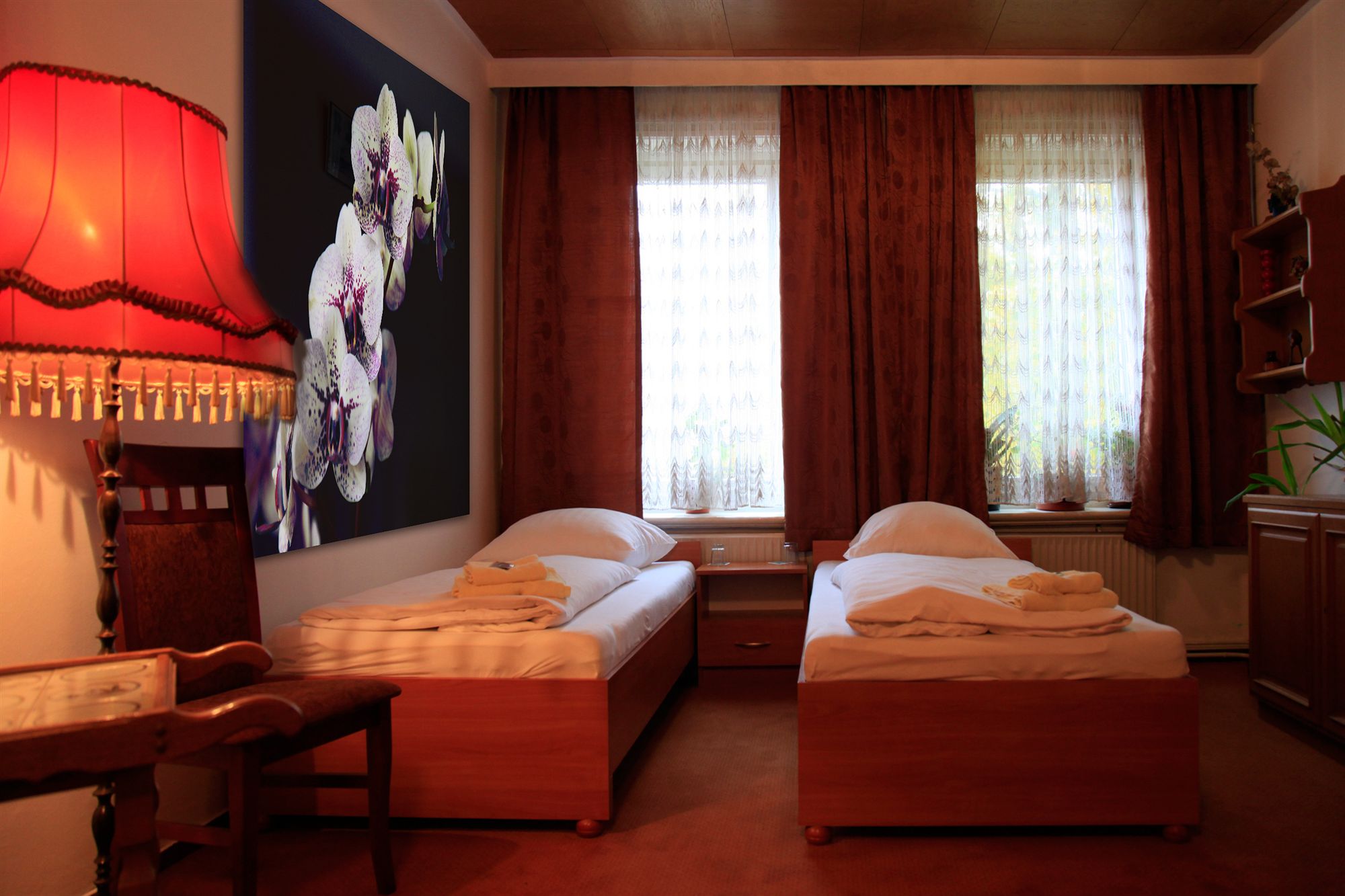 Фото M&m Hotel - Wilhelmsburg