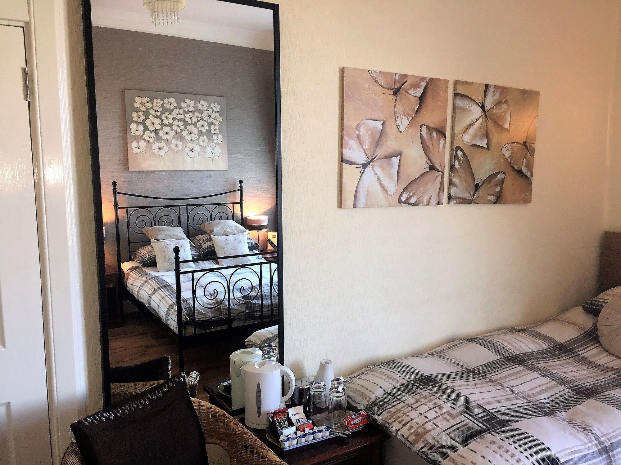 Фото Beechwood Ensuite Guest House