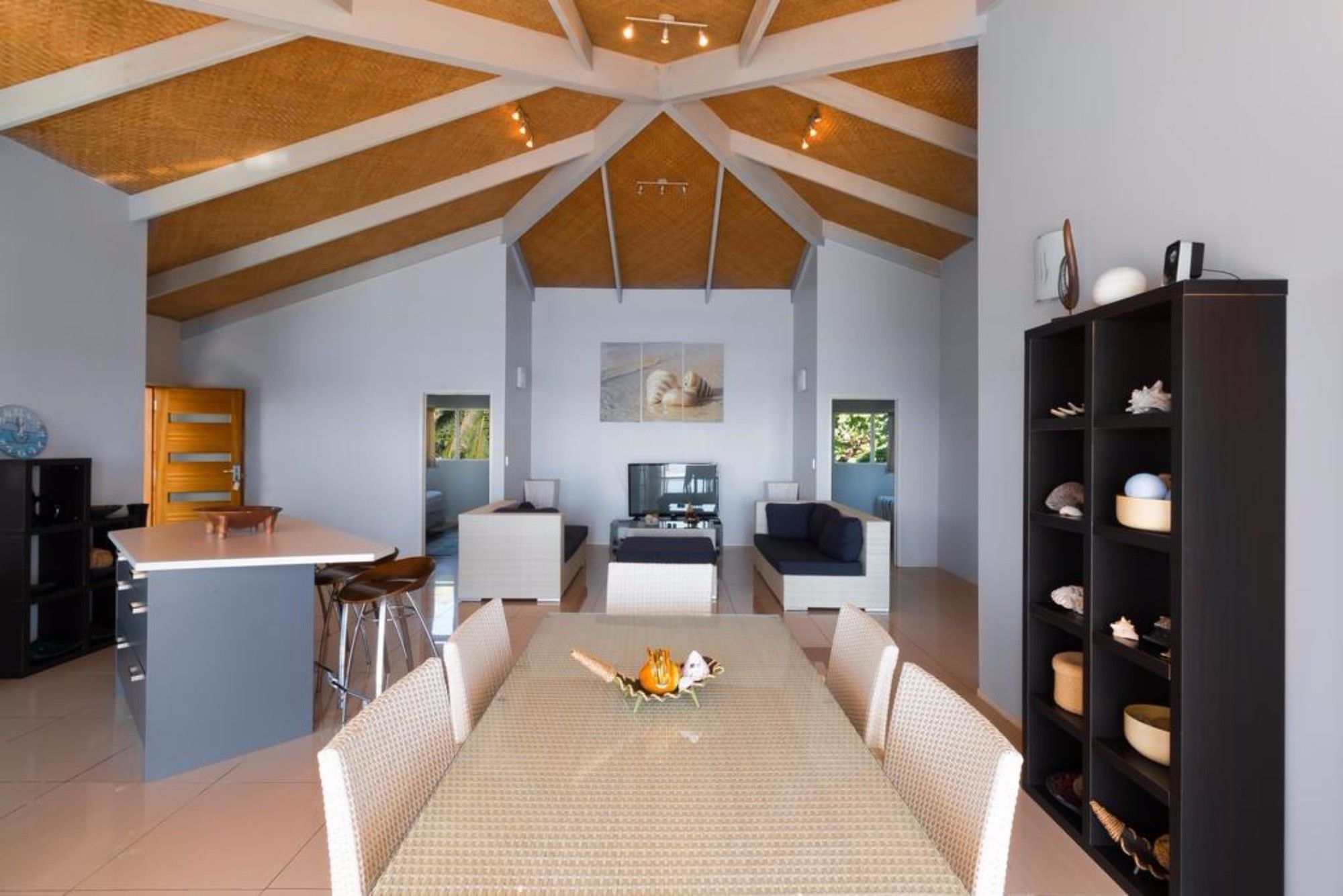 Фото Ocean Spray Villas