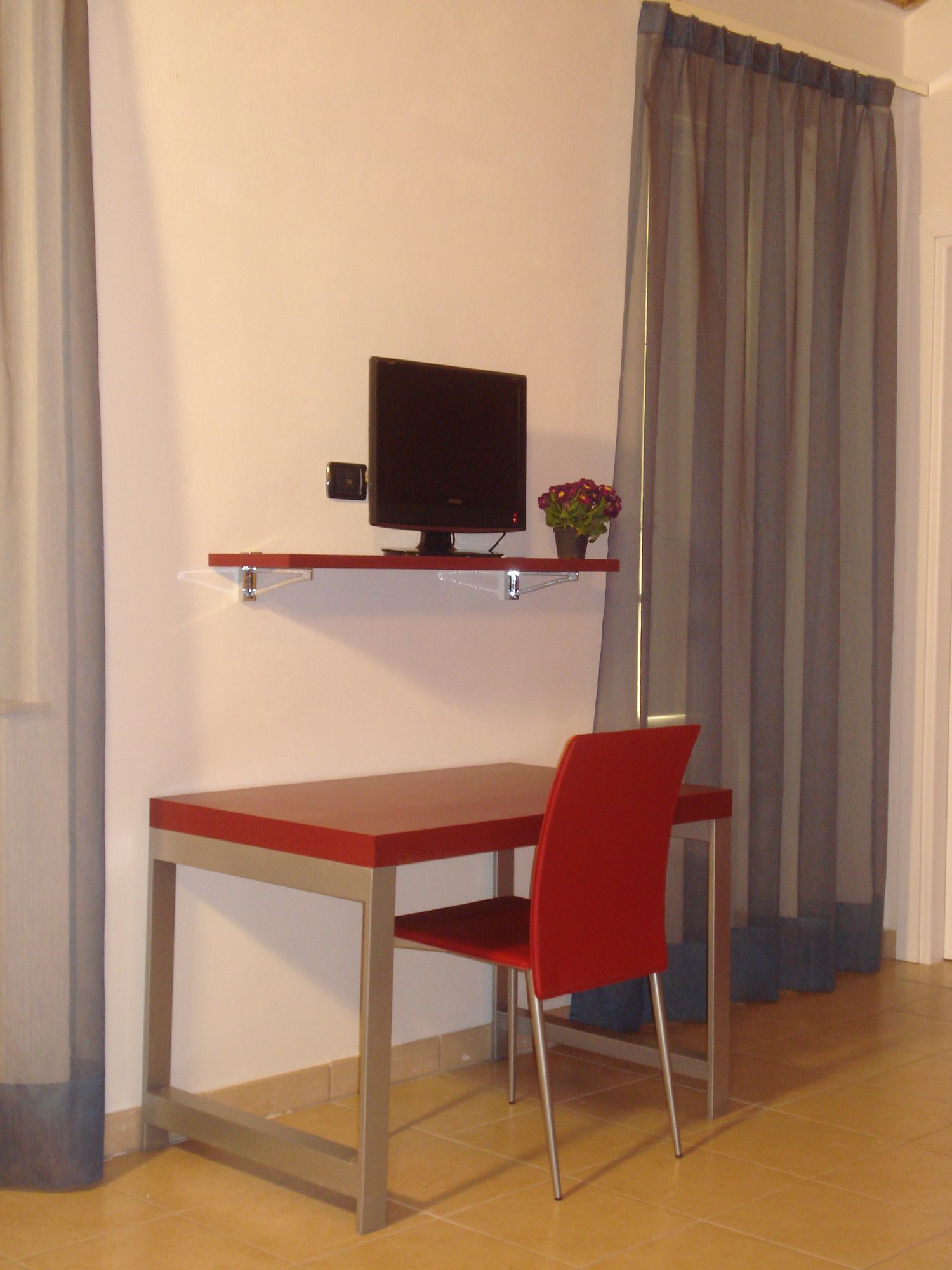 Фото Nuova Mastrarua Rooms