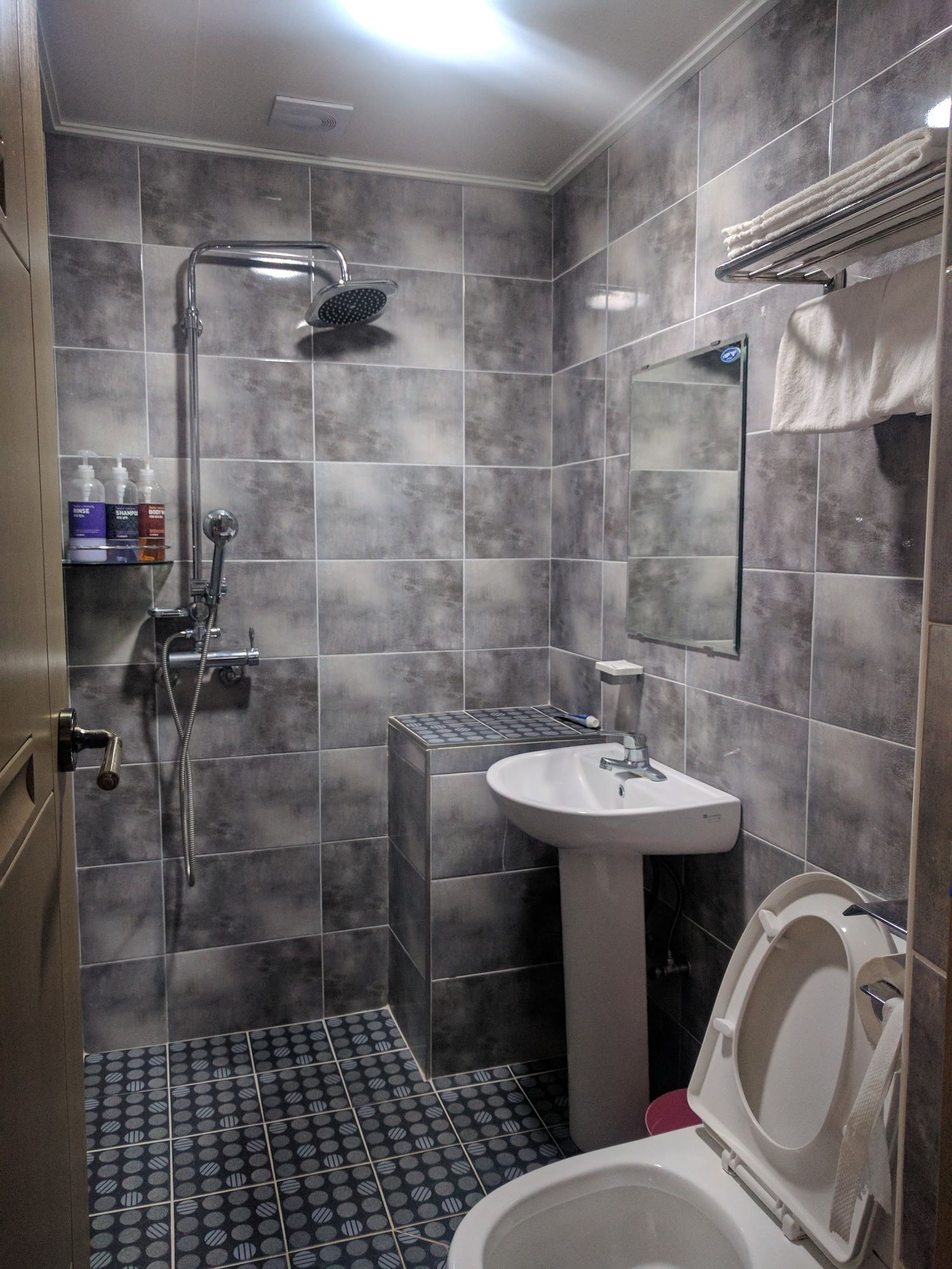 Фото Backpackers in Yeosu - Hostel