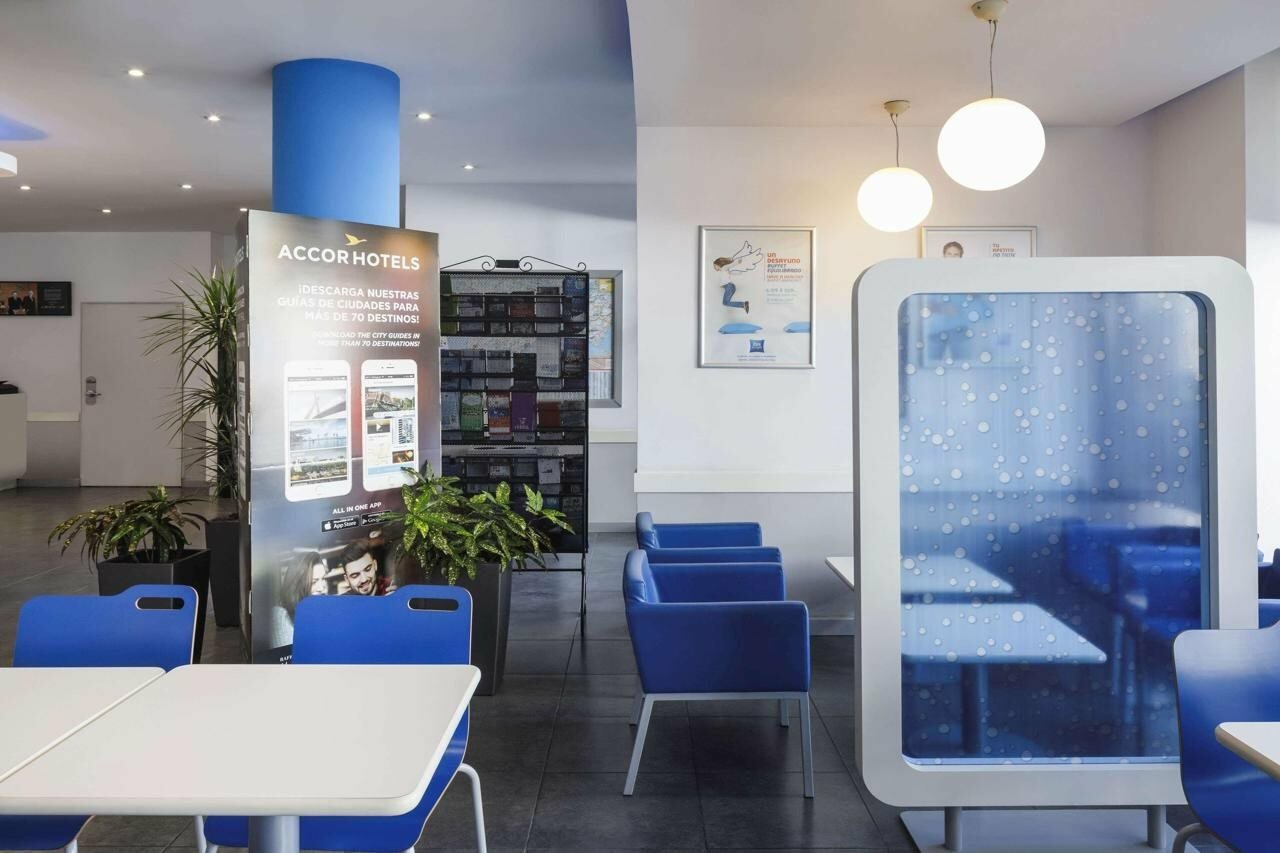 Фото Ibis budget Málaga Centro