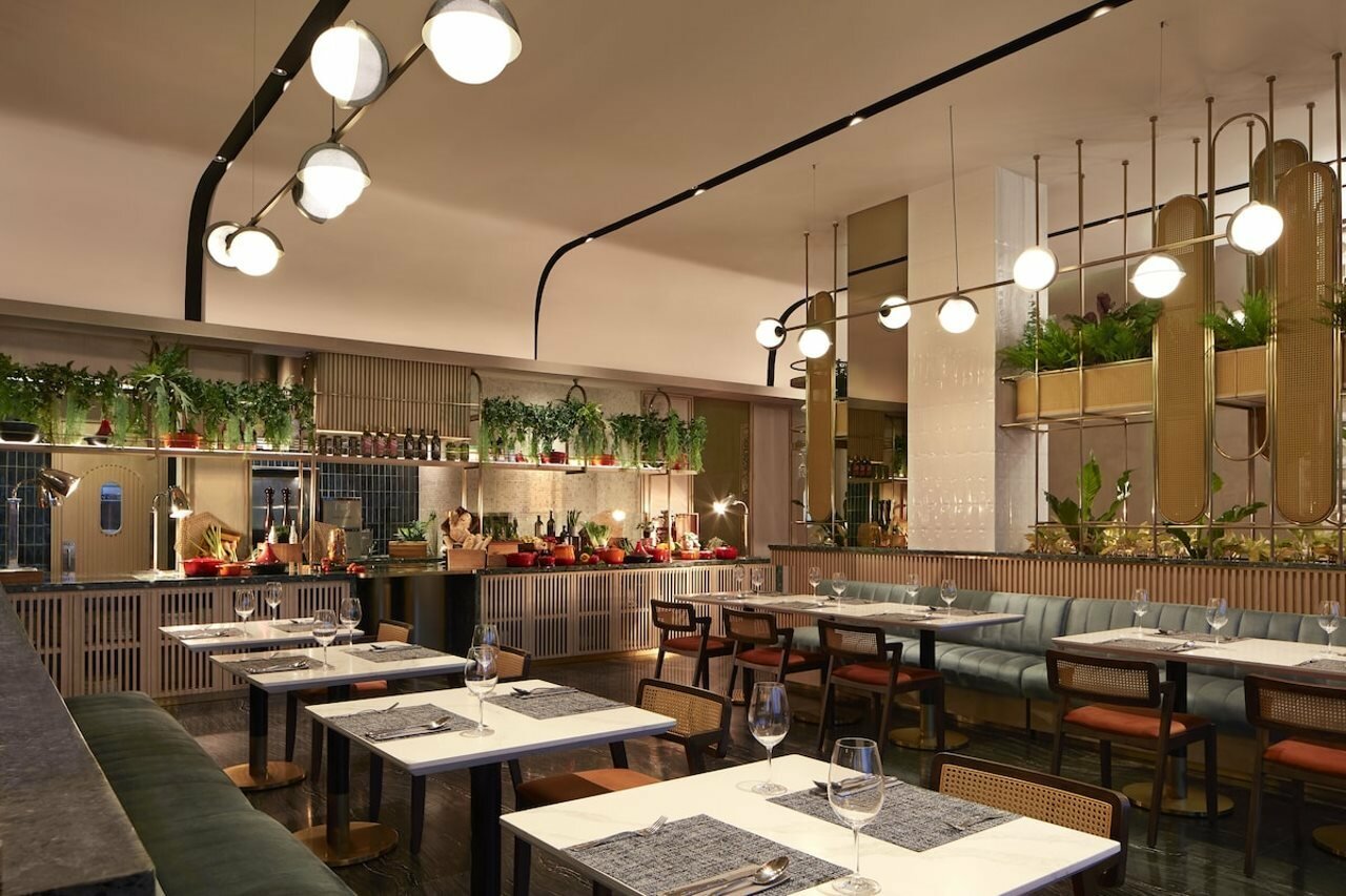 Фото Momentus Hotel Alexandra