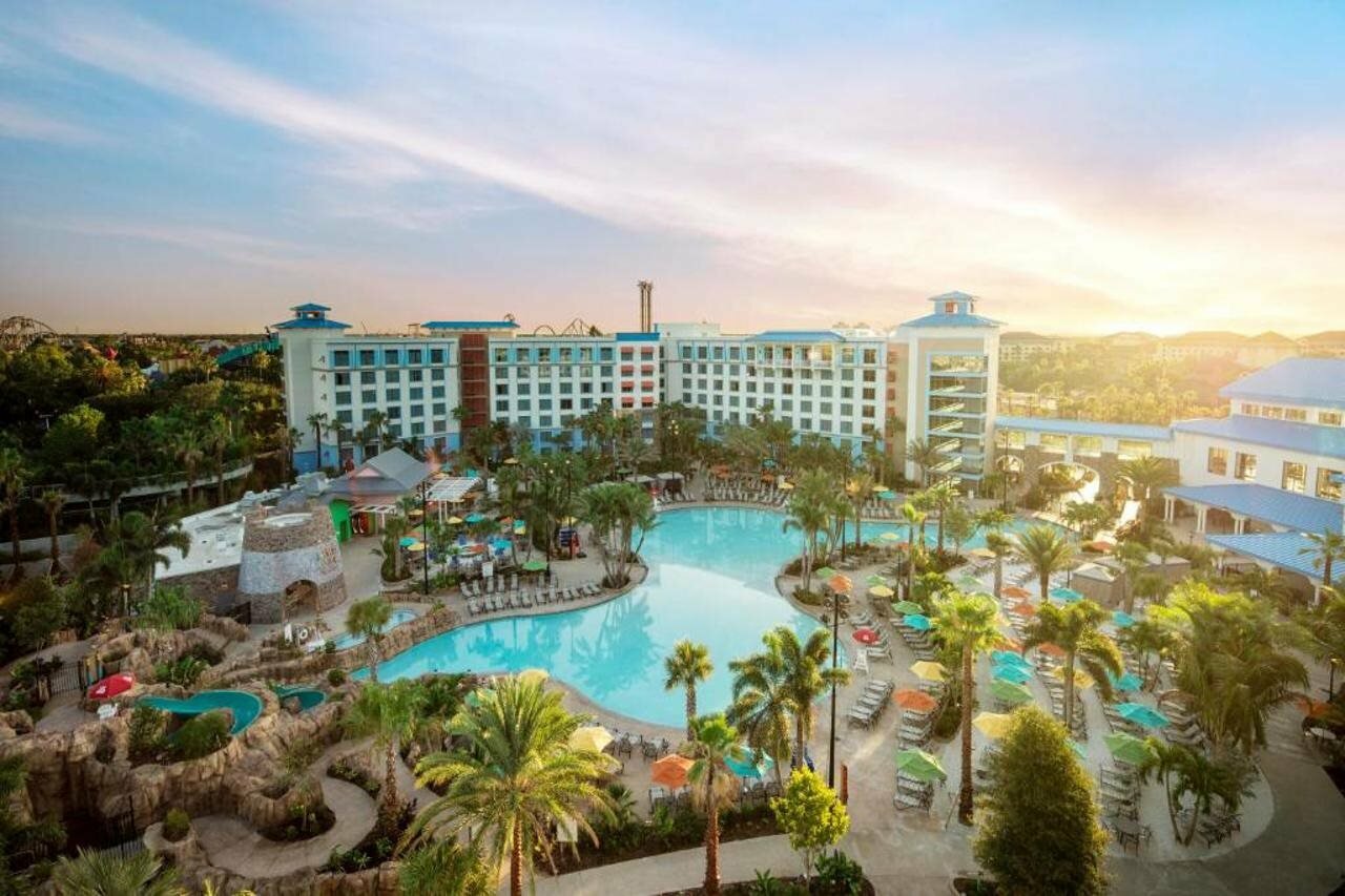Фото Universal's Loews Sapphire Falls Resort