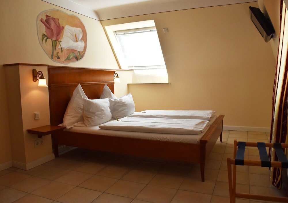 Фото XII Apostel Hotel Albergo