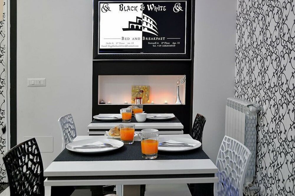 Фото Black & White G&g