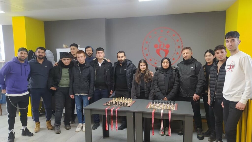 Lyceum Eleskirt 70th Year Republic Vocational and Technical Anatolian High School, Eleskirt, photo