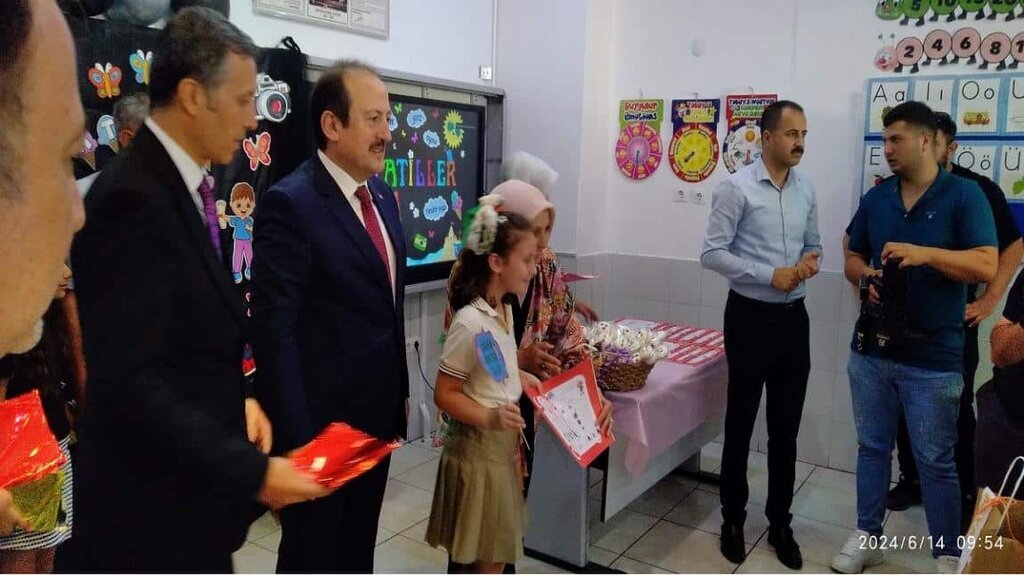 Primary school Aydinlikevler Primary School, Mersin, photo