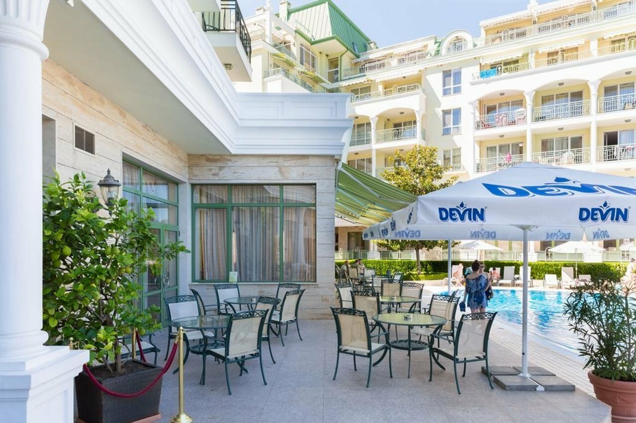 Фото Hotel Romance & Family Suites