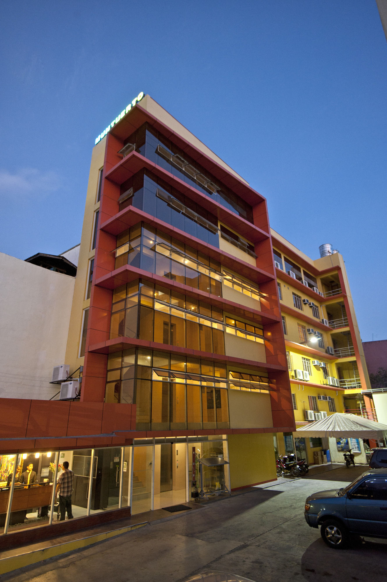 Фото отеля 1