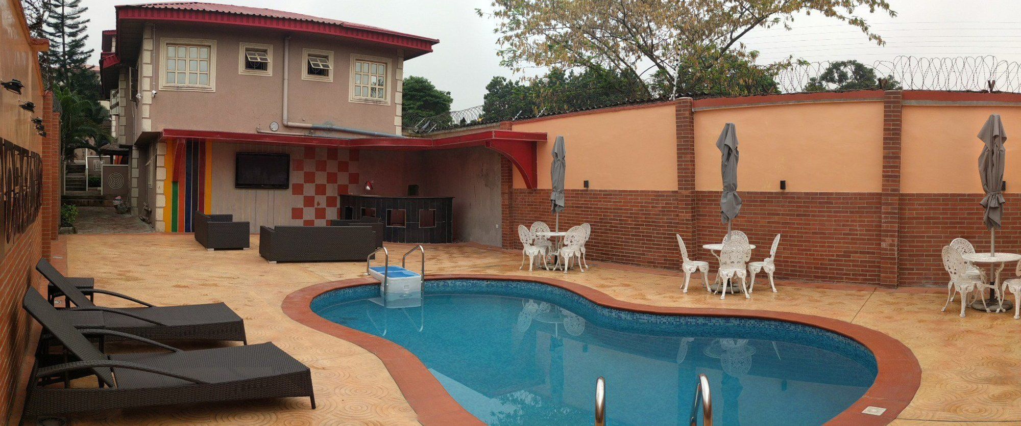 Фото Porschester Hotel and Suite