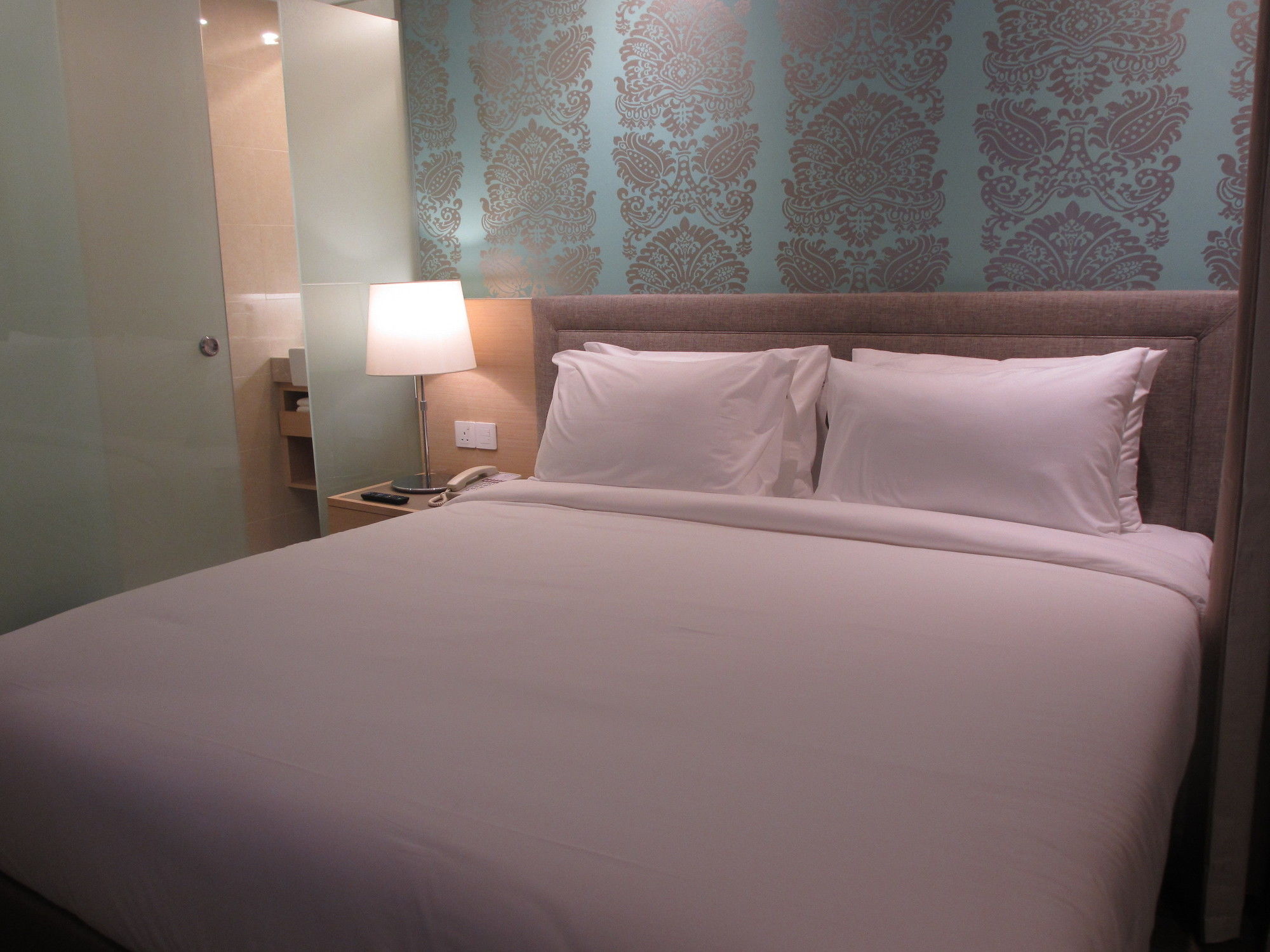 Фото Cosmo Hotel Kuala Lumpur