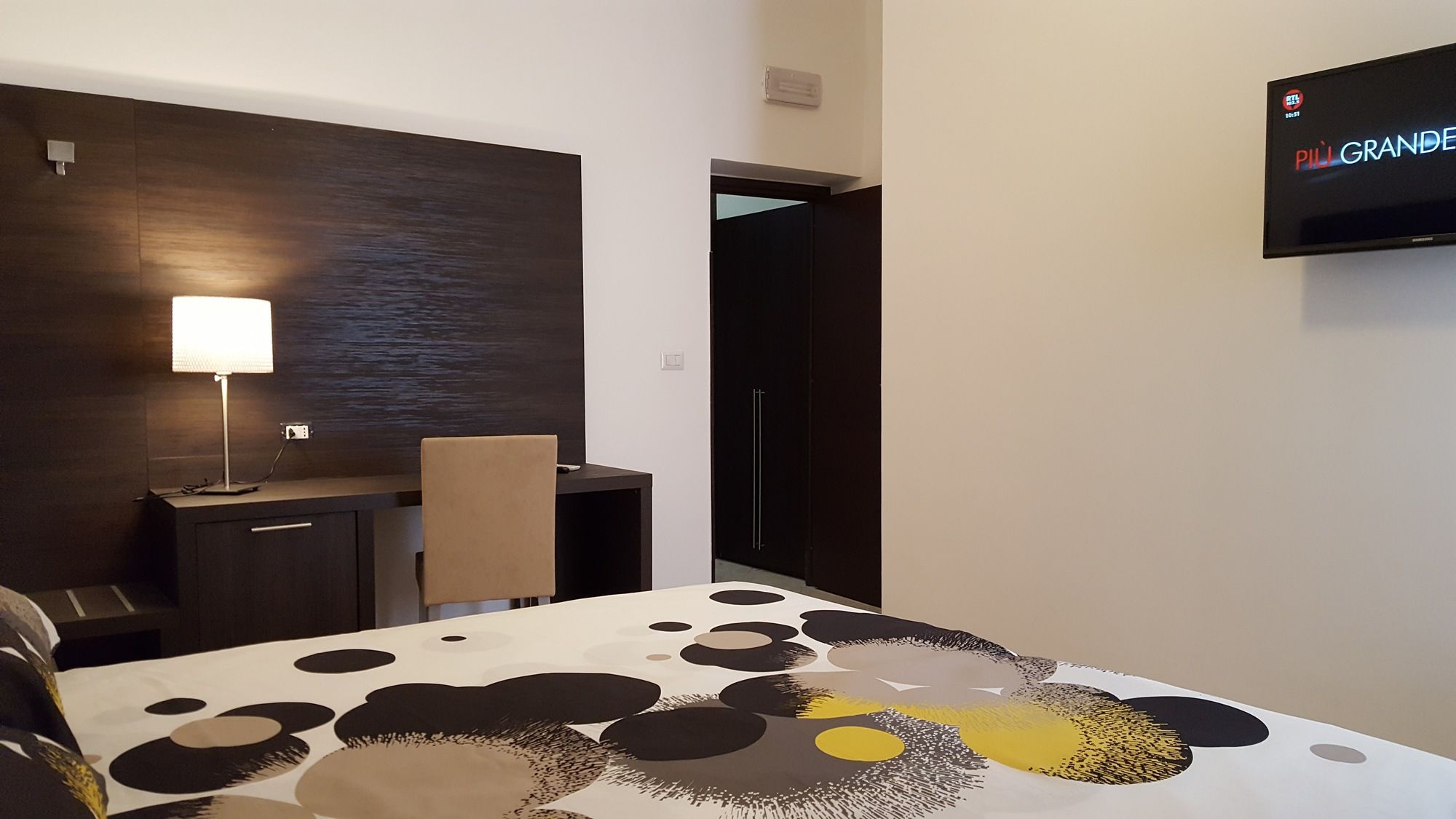 Фото Una Finestra su Monti