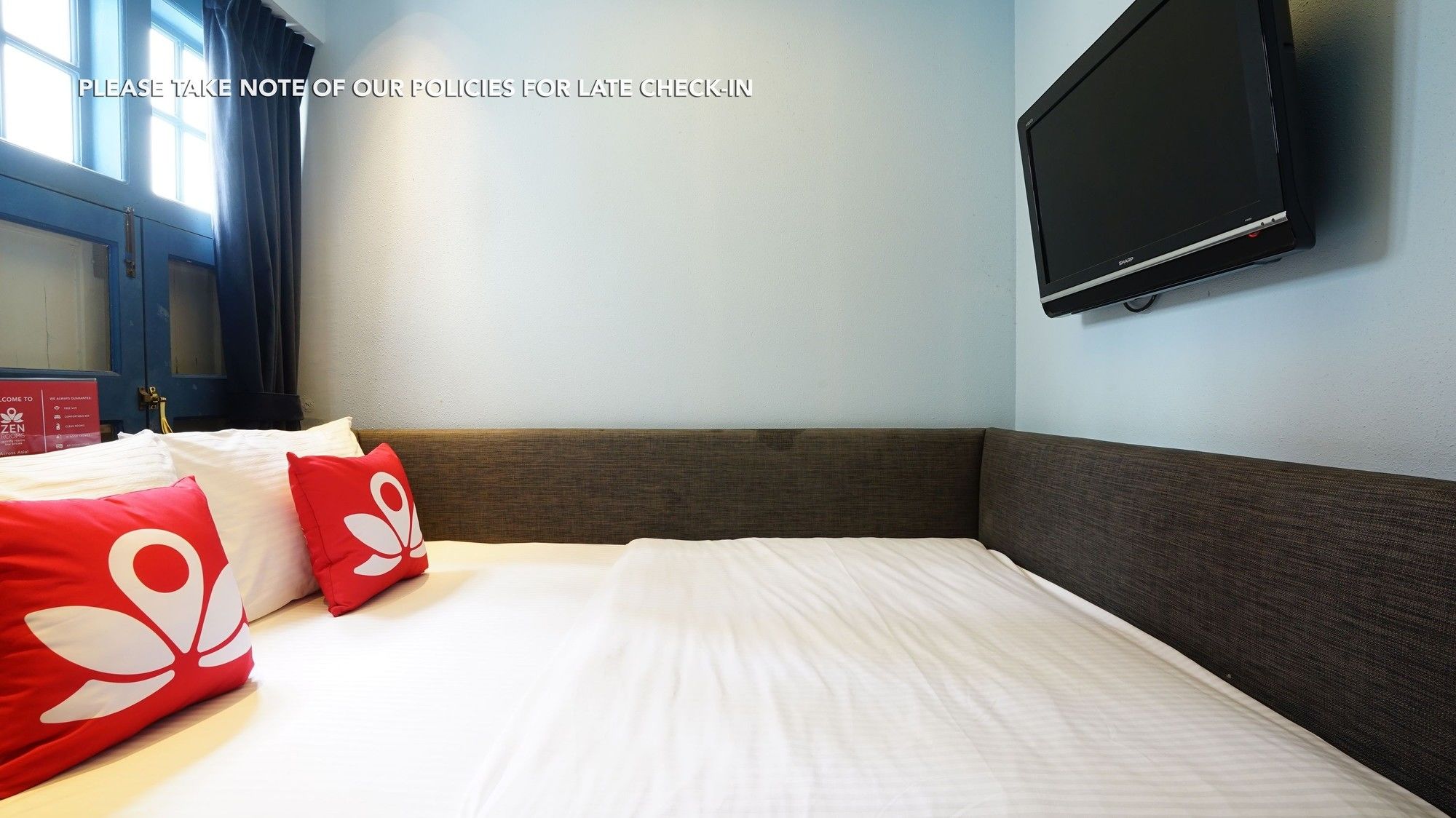 Фото Zen Rooms People's Park Complex