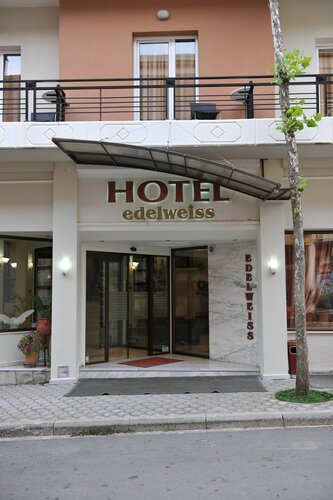 Гостиница Edelweiss Hotel в Каламбаке