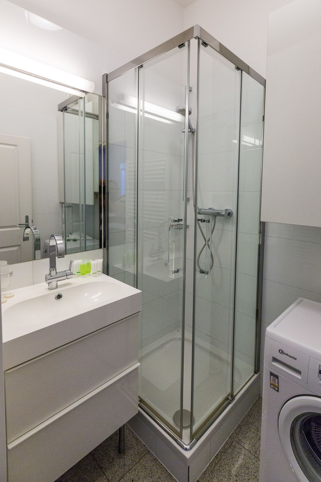 Фото Parkview Residences