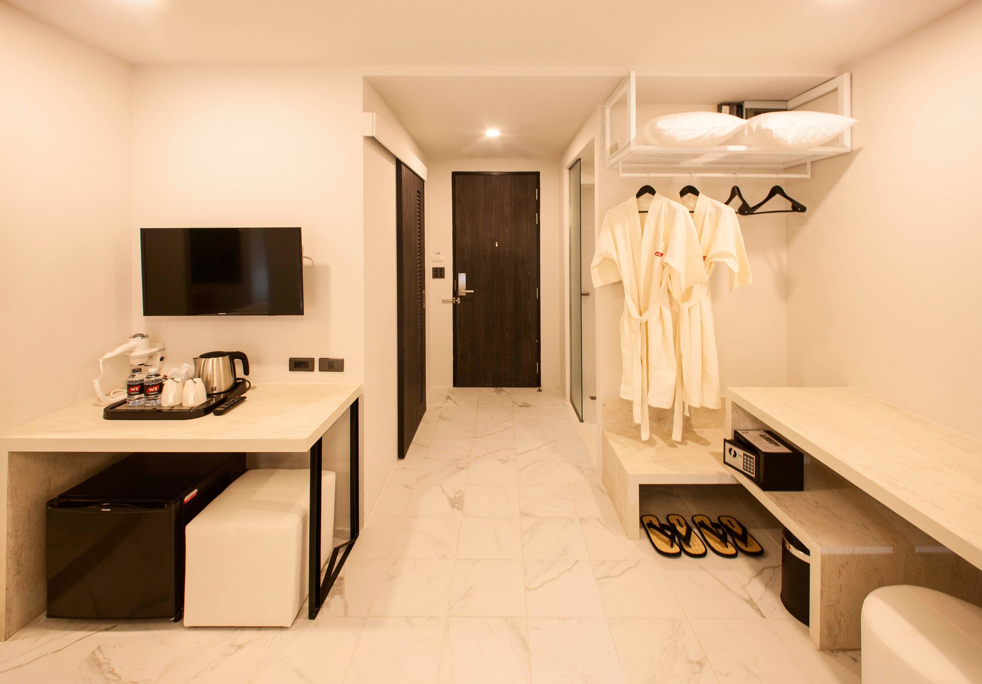 Фото We Terminal Hotel