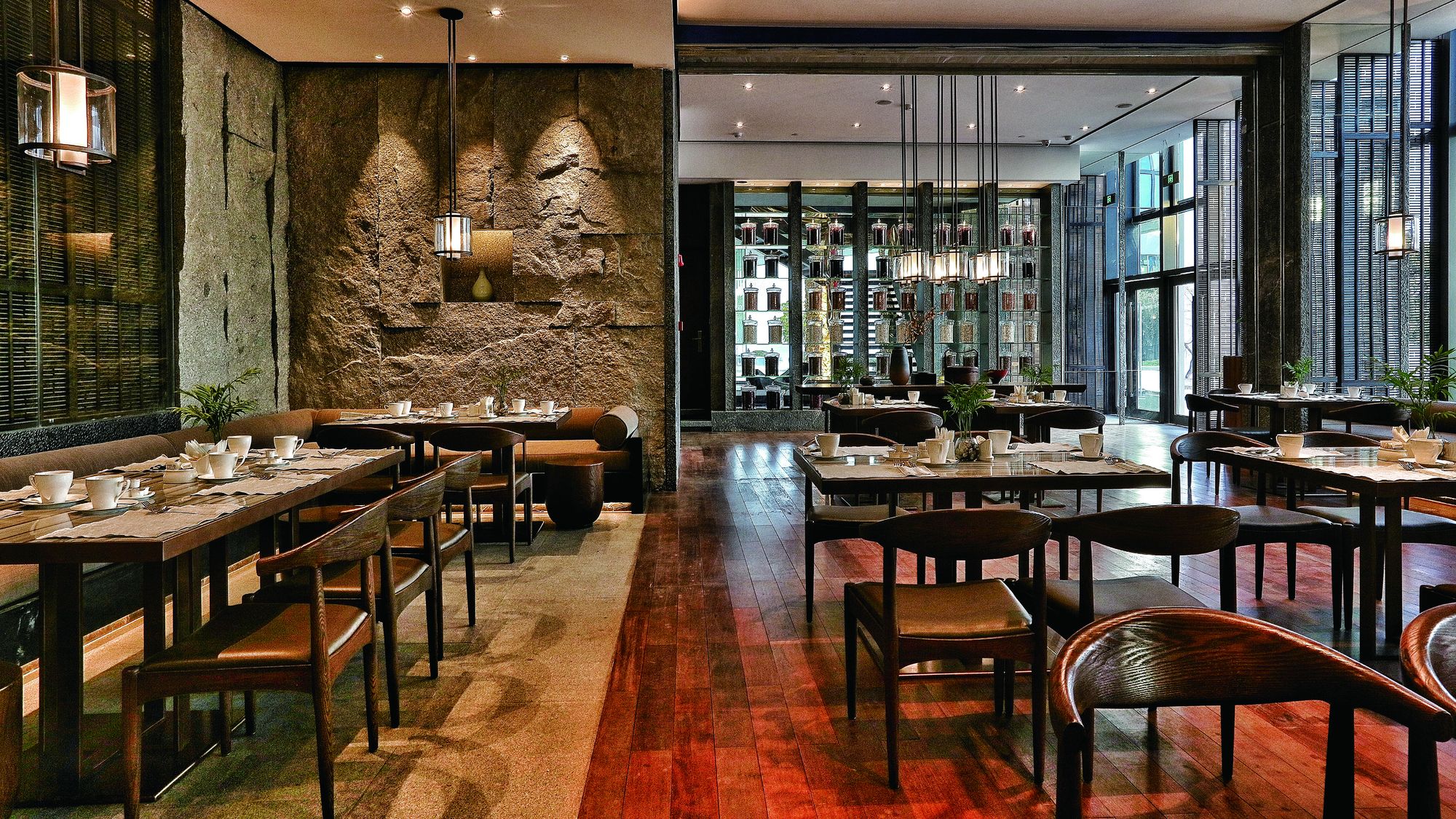 Фото Hotel Indigo Dali Erhai