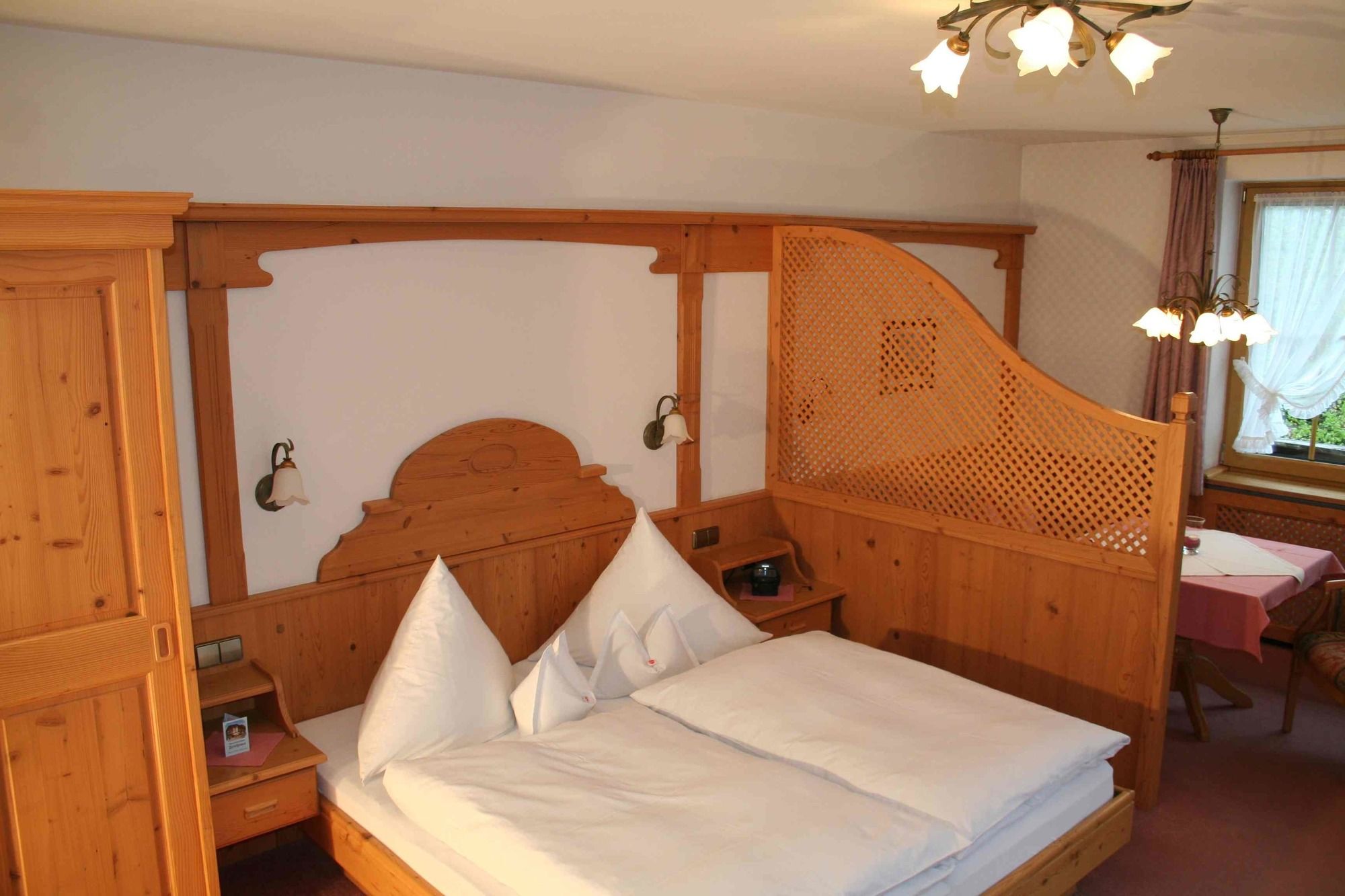 Фото Apartmenthaus Feichtner