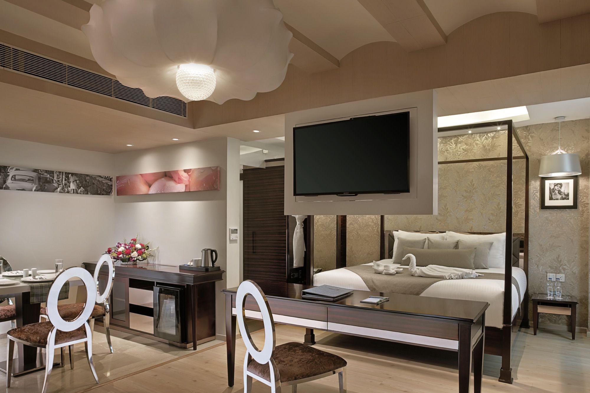 Фото Barsana Boutique Hotel