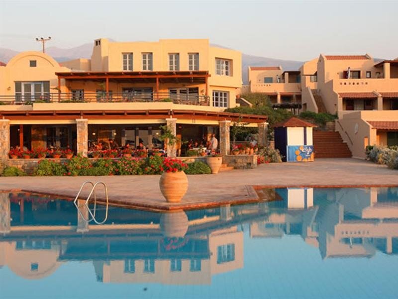 Фото Sirens Beach and Village