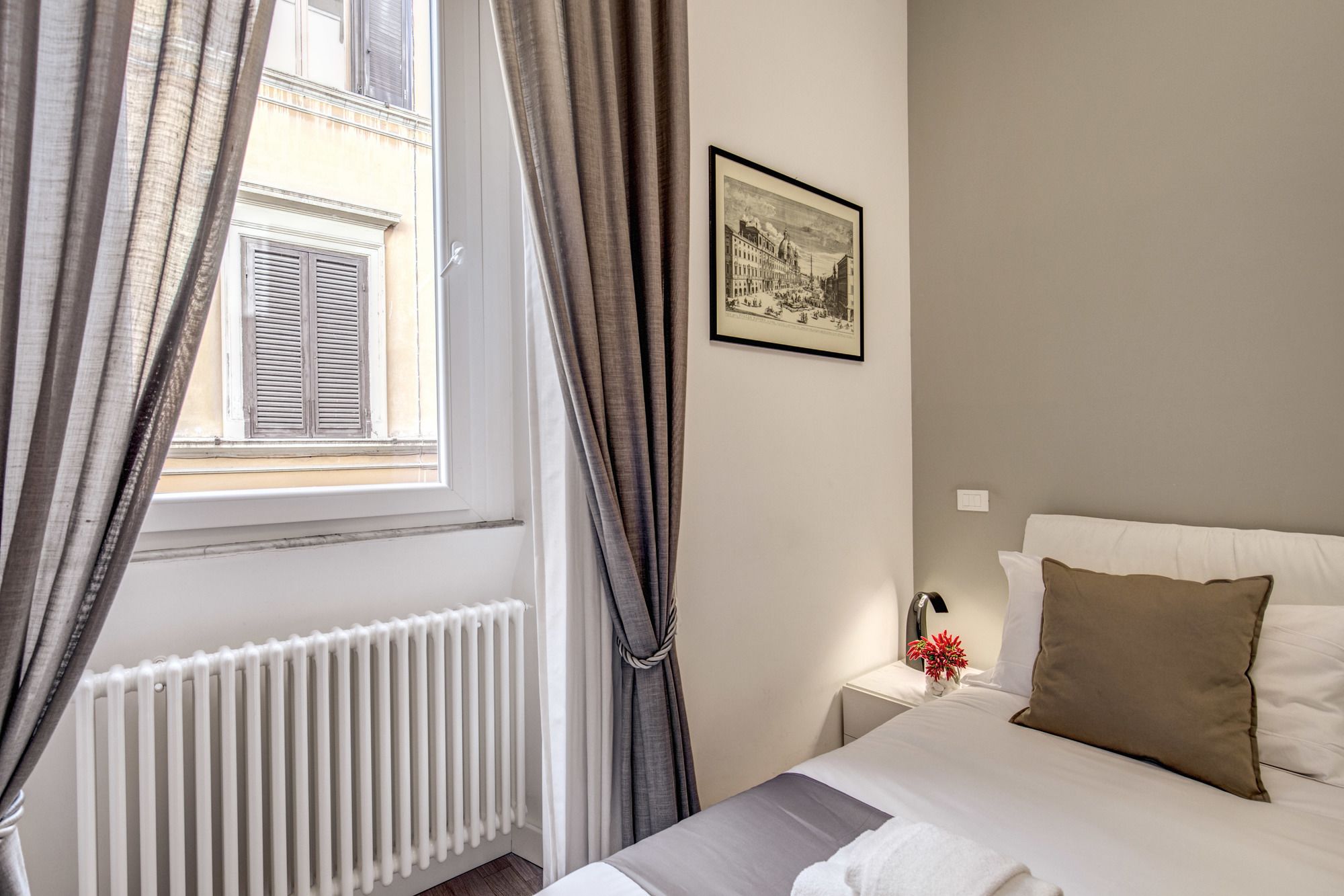 Фото Orange Suites