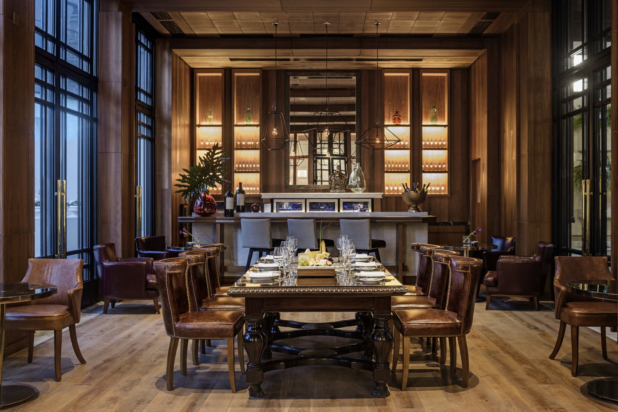 Фото Alvear Icon Hotel & Residences