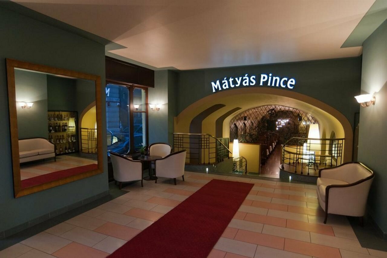 Фото City Hotel Matyas