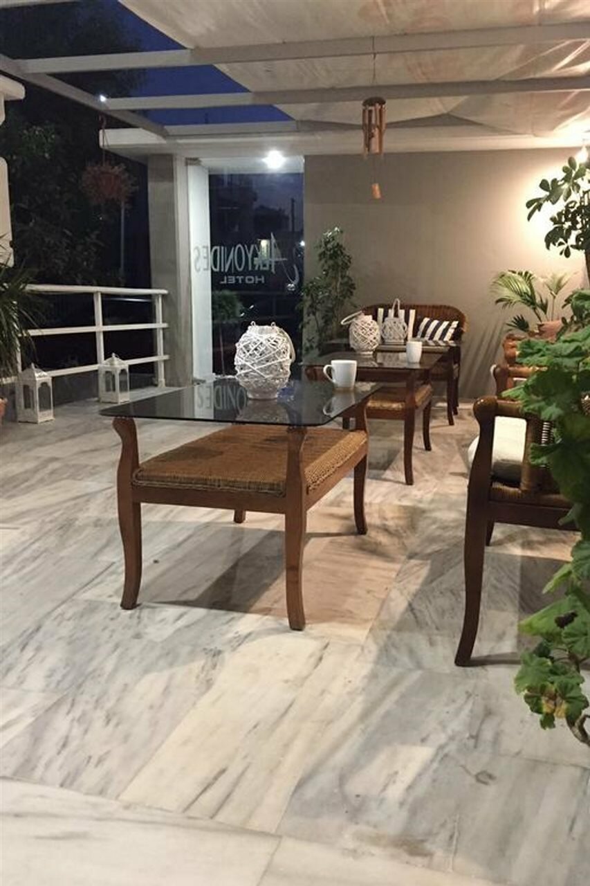 Фото Alkyonides Hotel