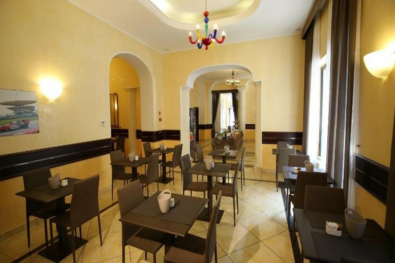 Фото Mokinba Hotels Baviera