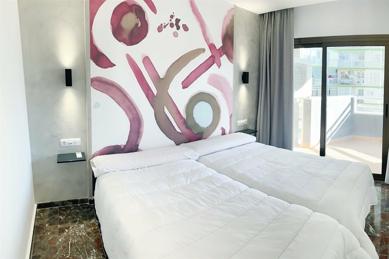 Фото Apartamentos San Jaime Center Suites