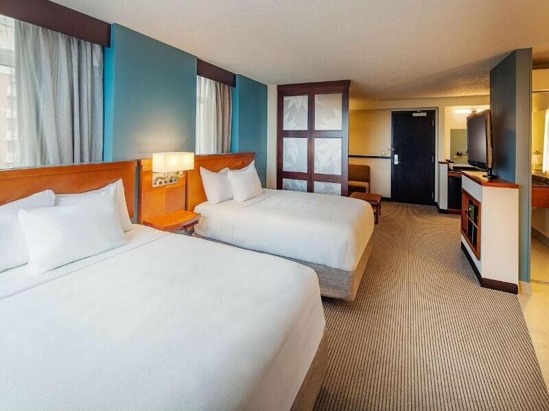 Фото Hyatt Place Madison Downtown