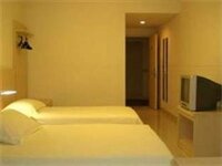 Фото Jinjiang Inn Haikou Qilou Old Street Dongfeng Bridge Branch