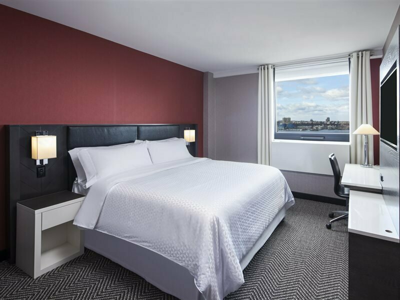 Hotel Four Points by Sheraton Manhattan Midtown West, New York, photo