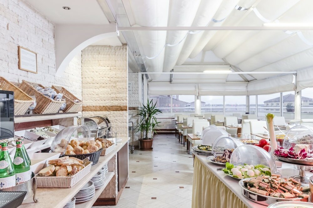 Фото Exe Domus Aurea